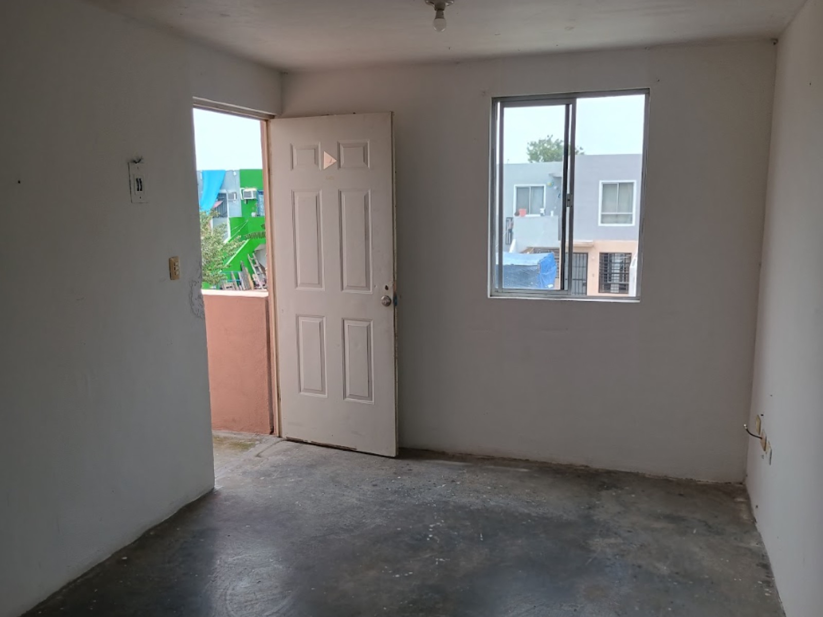 Casa en Privada Los Cyranos, Juárez